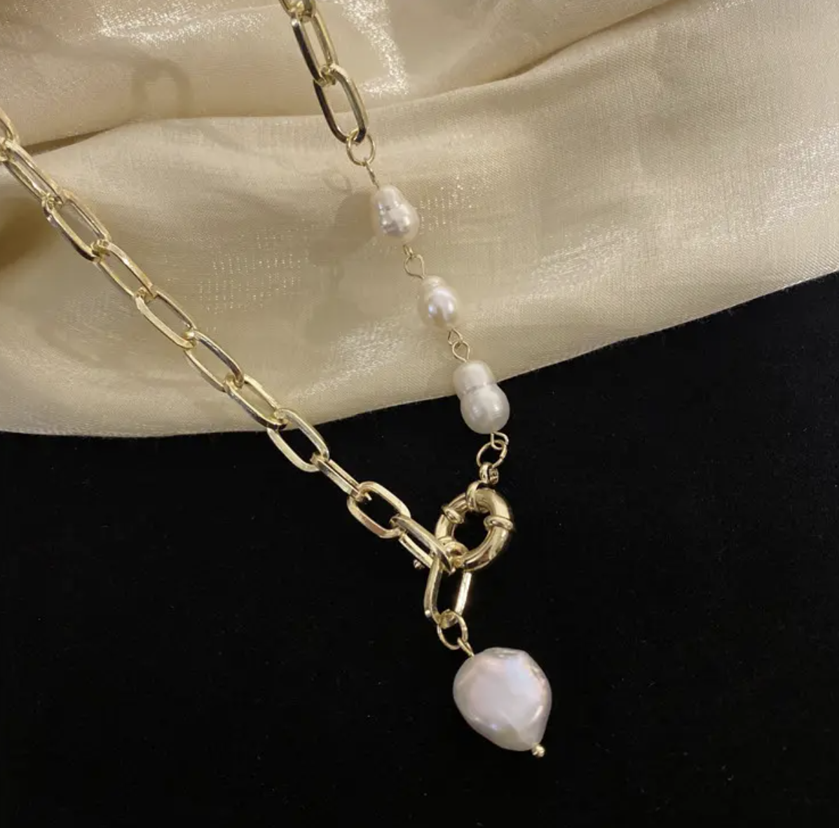 Noa Necklace - VAM Jewelry