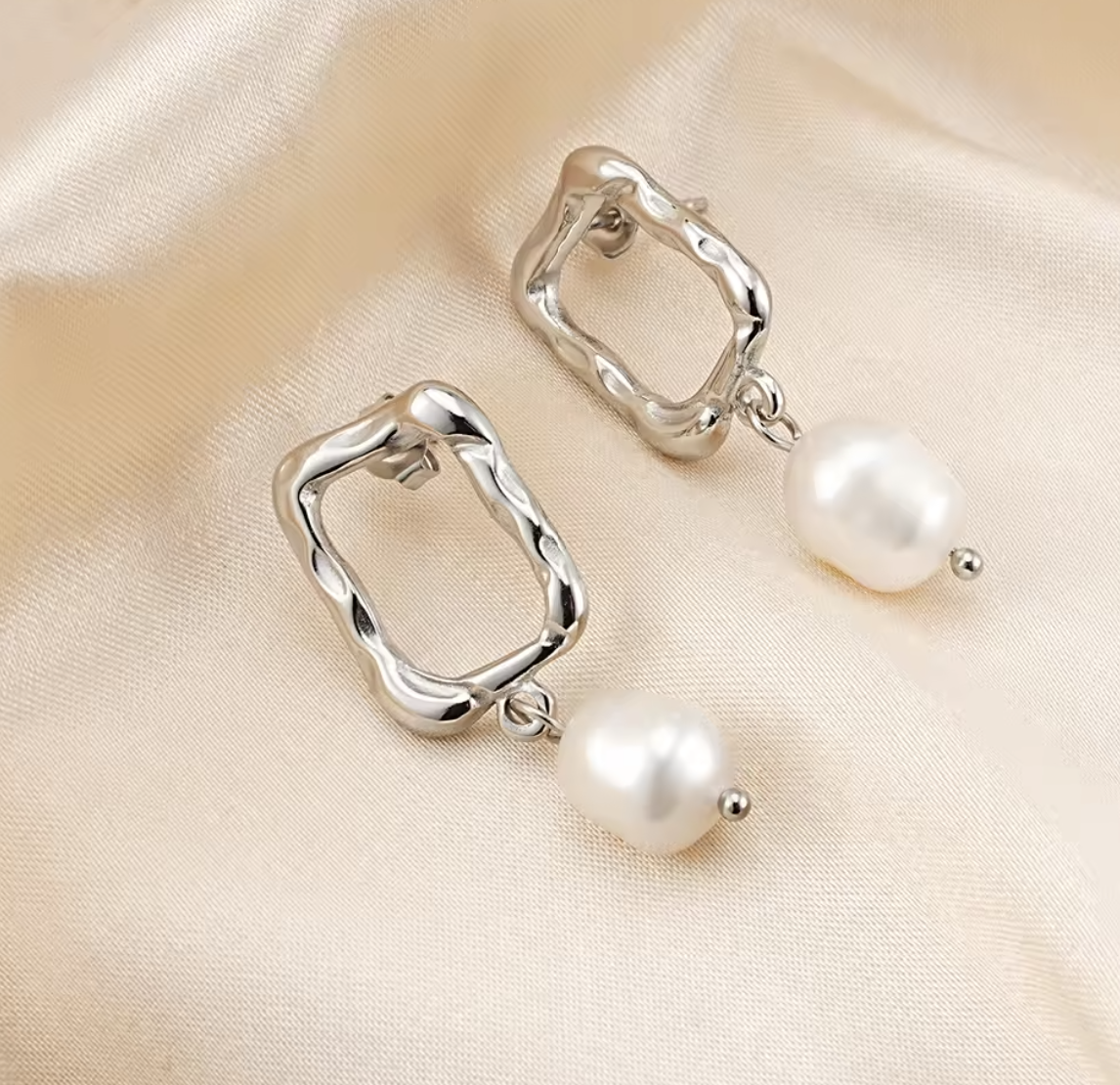 Ethereal Geometric Pearl Earrings – Modern, Minimalist Jewelry