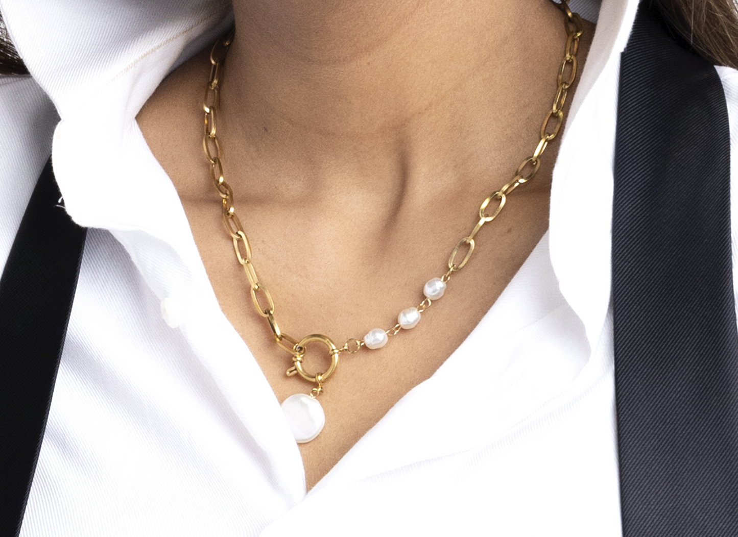 Noa Necklace - VAM Jewelry  