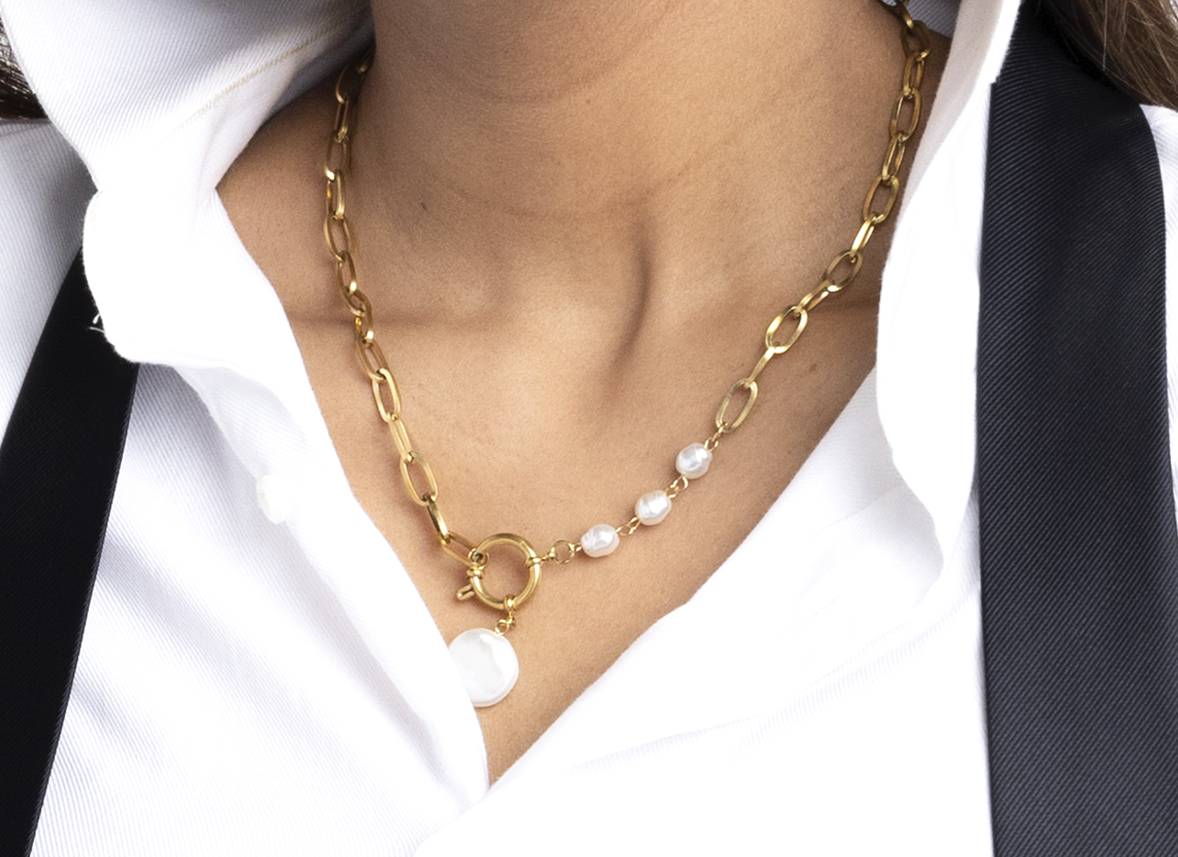 Noa Necklace - VAM Jewelry  